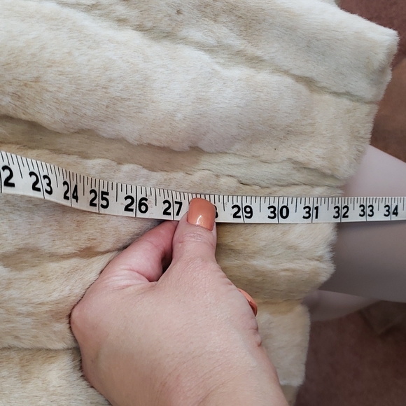 Express Faux Fur Coat NwithoutTags Lovely Amazing Rare - Picture 4 of 13